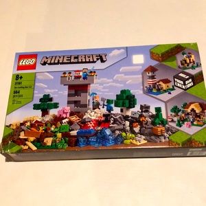 Lego Minecraft 21161 the Crafting Box 3.0